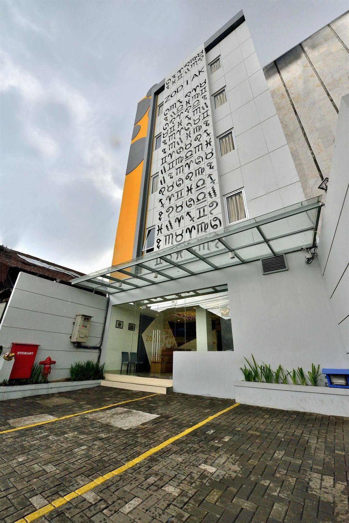 Zodiak Kebon Jati By Kagum Hotels Bandung Exterior foto